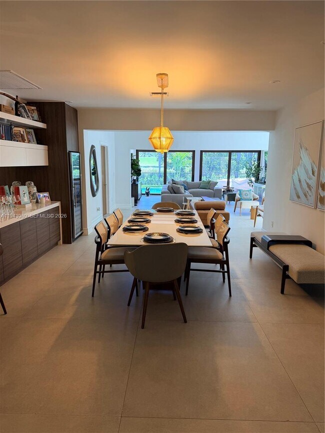 Building Photo - 5911 Alton Rd