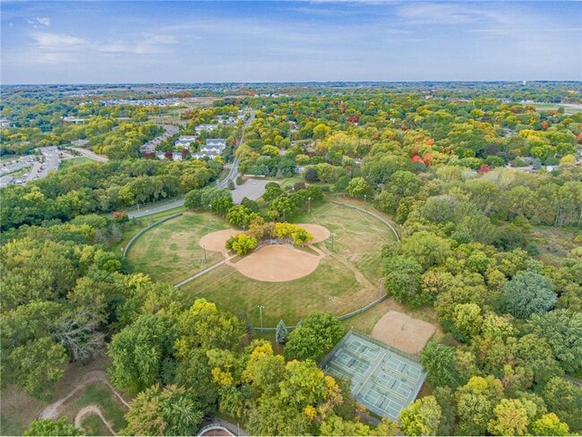 Building Photo - 1464 Ravoux Ln