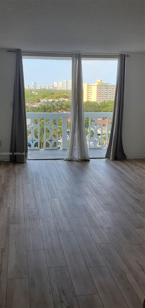 Building Photo - 13155 Ixora Ct