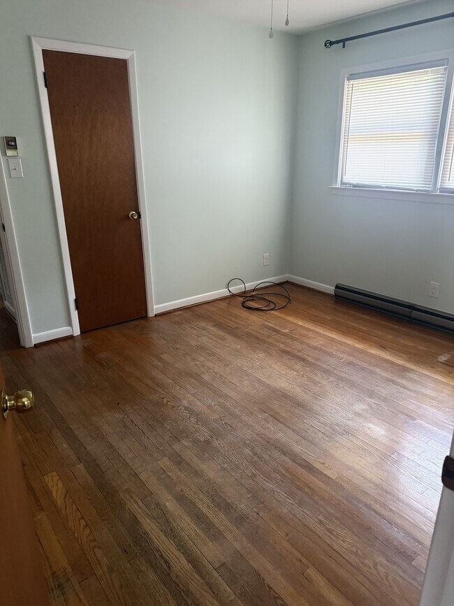 Building Photo - 8595 Benbow-Merrill Rd