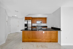 Building Photo - 11629 NW 87th Ln
