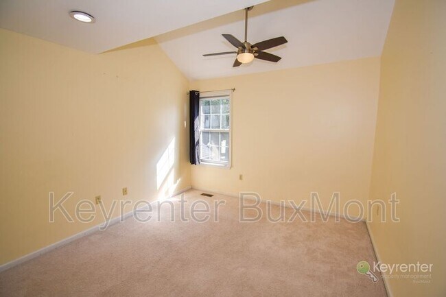 Building Photo - 109 Meadow View Ln