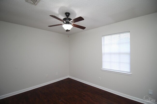Building Photo - 5078 Barbara Ln