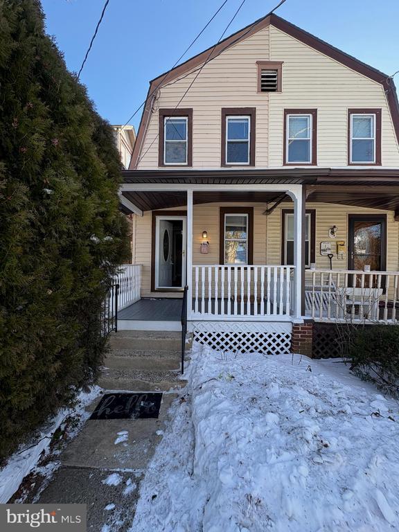 Building Photo - 303 Harrison St