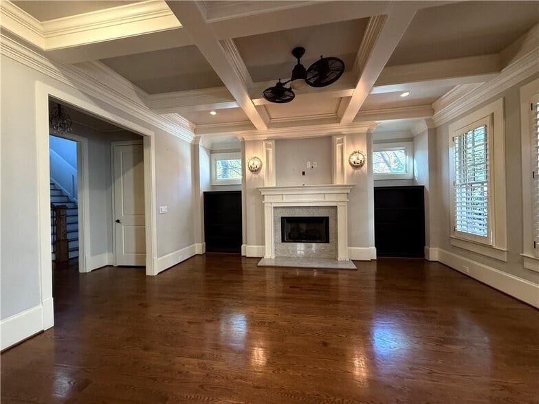 Building Photo - 2617 Canterbury Trail