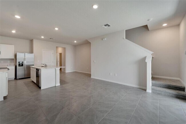 Building Photo - 17637 Crescent Moon Lp