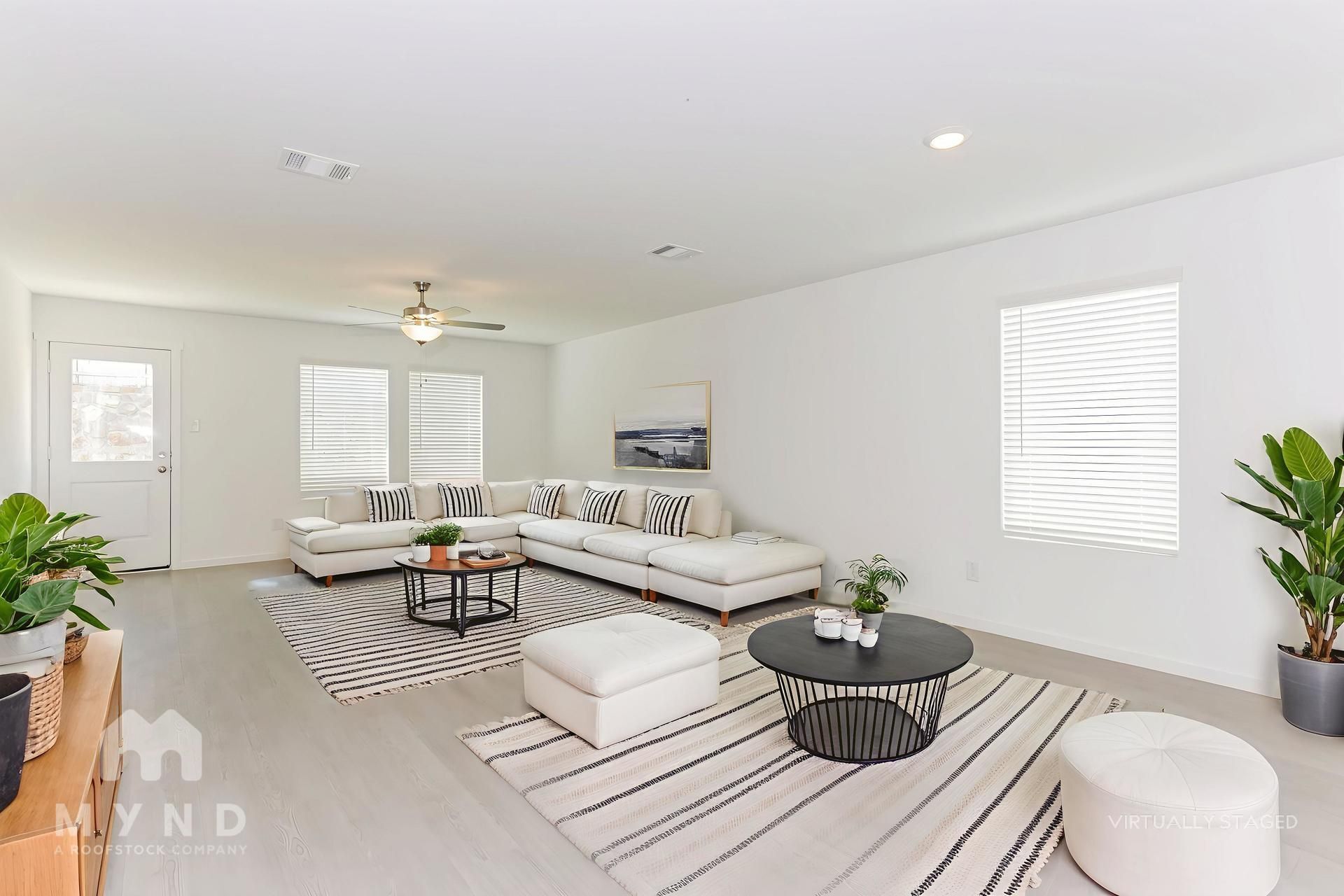 Building Photo - 2728 Ctr Crk Ln