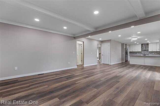 Building Photo - 5842 Marble Dr