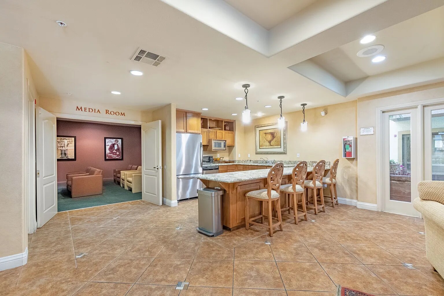 Building Photo - 4060 Glencoe Ave