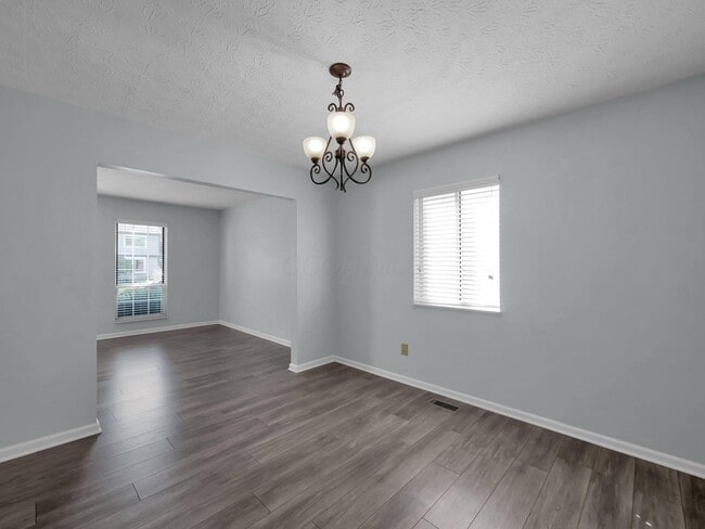 Building Photo - 5715 Longford Dr