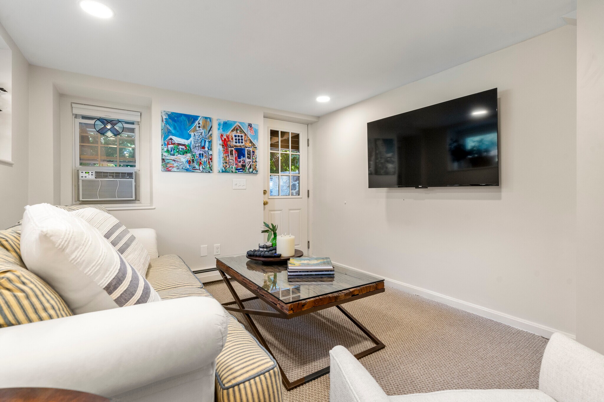 Building Photo - 5 Calebs Ln