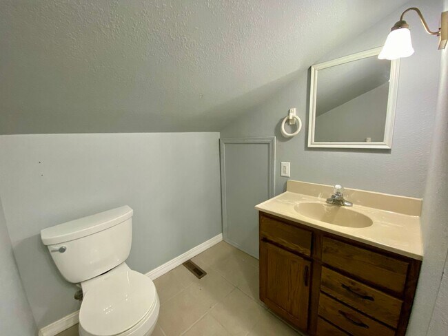 Building Photo - Welcome Home!