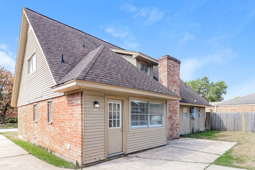 Building Photo - 14031 Crosshaven Dr