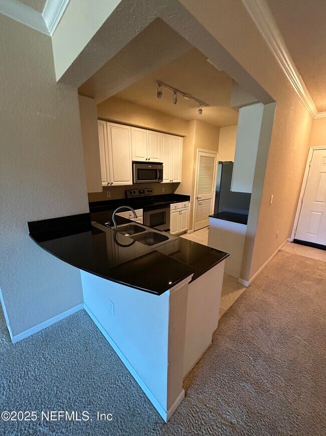 Building Photo - 5617 Bowden Rd