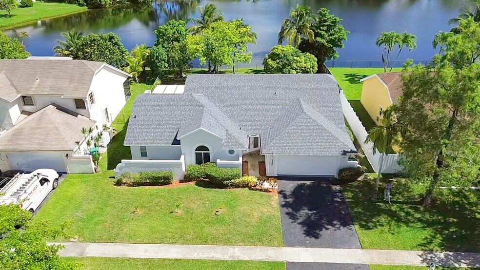 Building Photo - 7360 NW 54th St