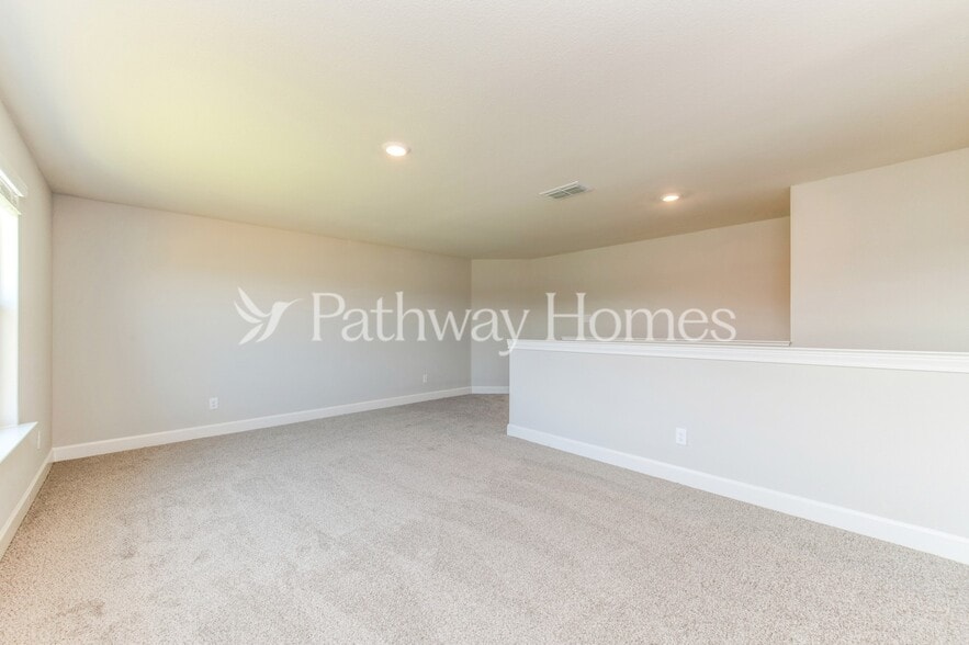 Building Photo - 619 Brookside Dr