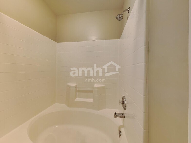 Building Photo - 5329 Deep Blue Ln