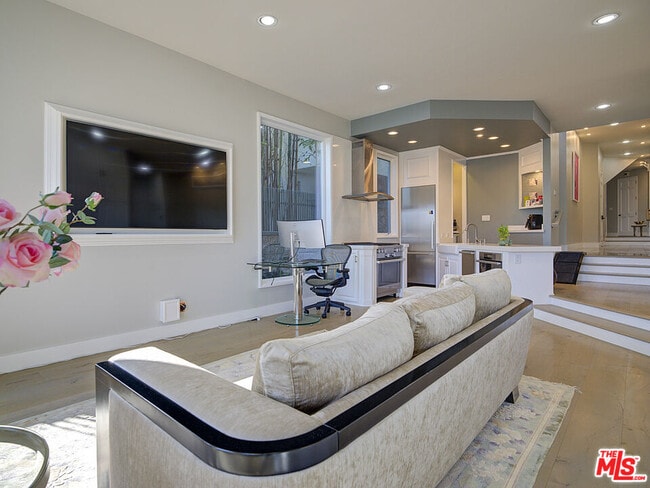 Building Photo - 7800 Veragua Dr