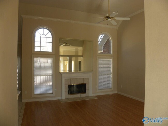 Building Photo - 214 Mainsail Way