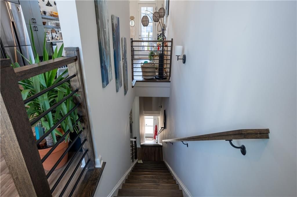 Building Photo - 452 Latta St NE