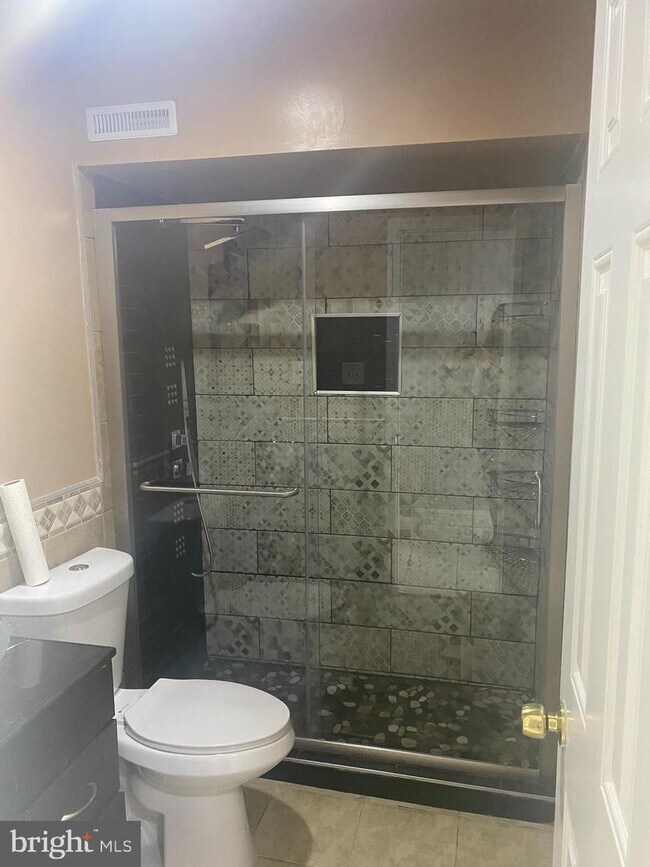 Building Photo - 12971 Queen Chapel Rd