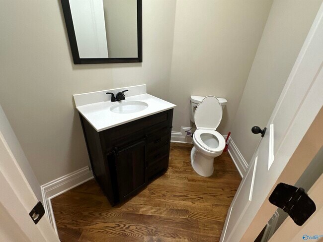 Building Photo - 6 Walnut Cove Blvd SW