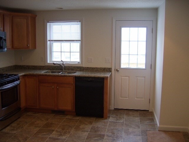 Building Photo - 5 Bufton Farm Rd