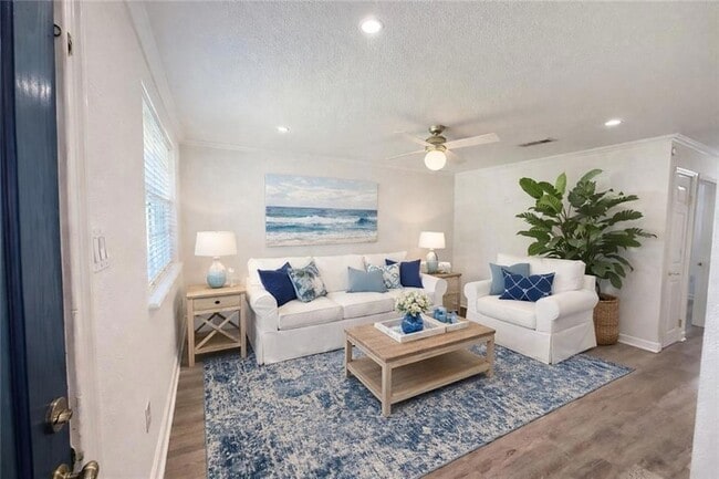 Building Photo - 3324 Davidson Pl