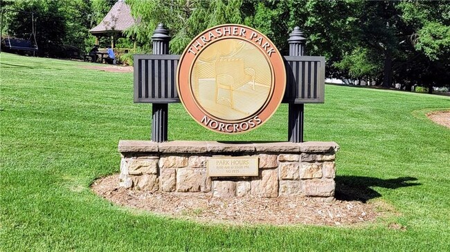 Building Photo - 2835 Olde Town Park Dr