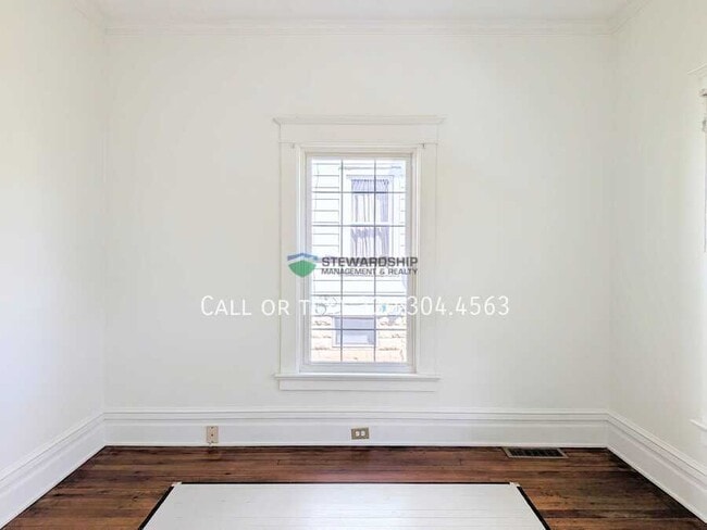 Building Photo - 724 Beall Ave