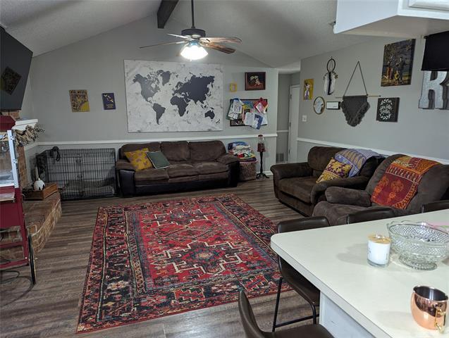 Building Photo - 422 Thoreau Ln