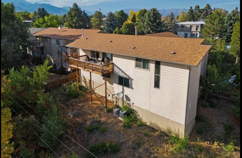 Building Photo - 2167 Broadmoor Rd Cir