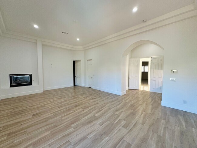 Building Photo - Stunning home with pool in prestigious Eagle Hills!