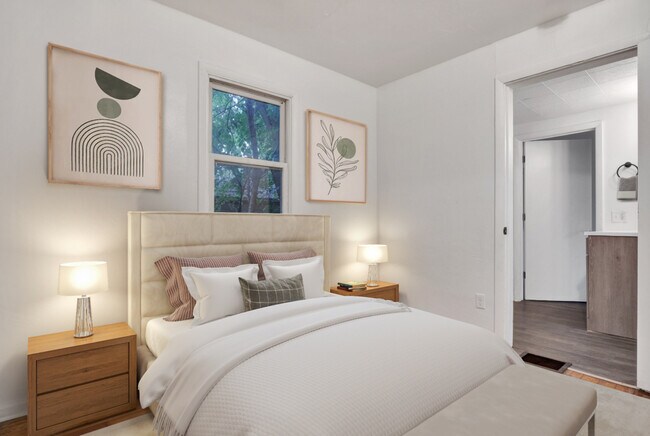 Building Photo - 401 Hylewood Ave