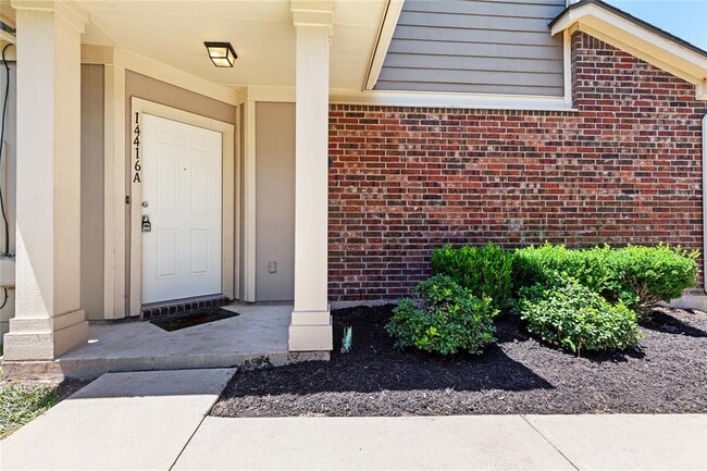 Building Photo - 14416 Lewis Carroll Ln