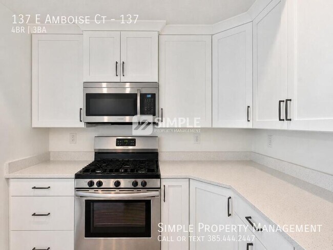 Building Photo - 137 E Amboise Ct