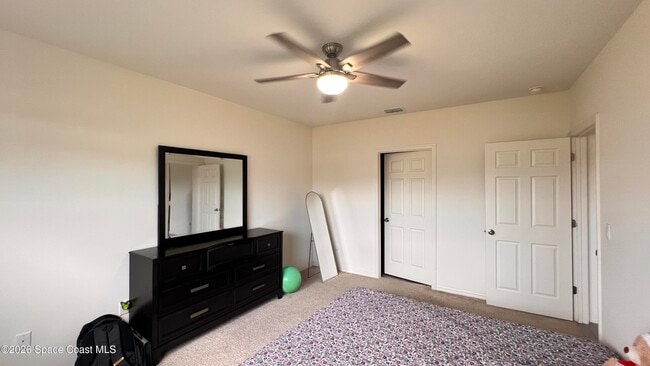 Building Photo - 1322 McFarland Dr