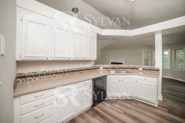 Building Photo - Living where You Love is Good for your Heart!