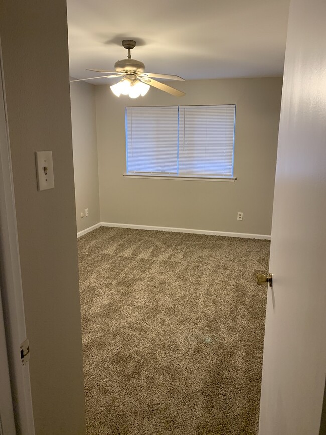 Master Bedroom - 2605 Timberlake Dr