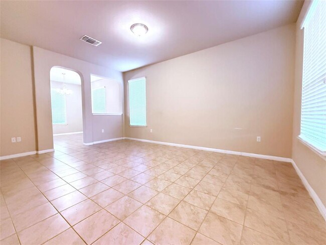 Building Photo - 1421 Blake St