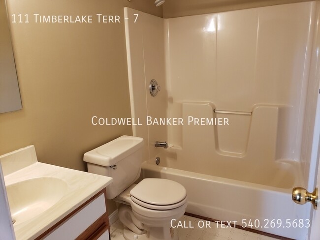 Building Photo - 111 Timberlake Terrace