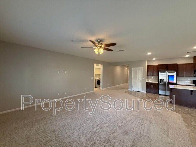 Building Photo - 437 Pendragon St