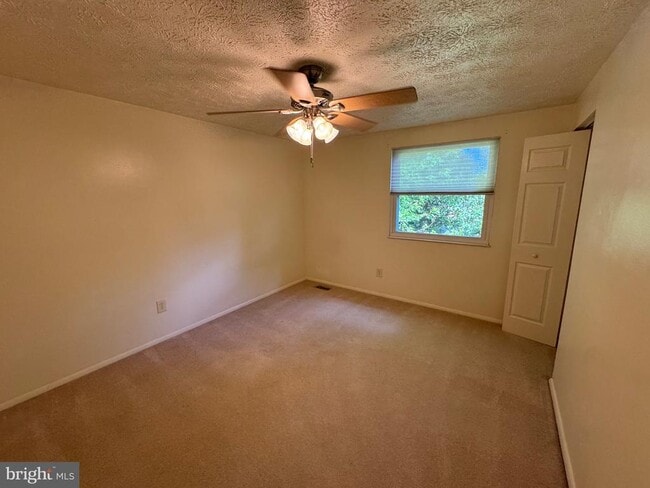 Building Photo - 12827 Framingham Ct