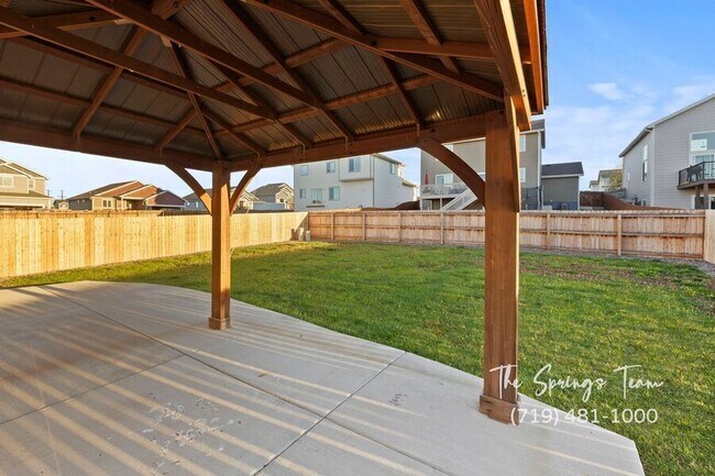 Building Photo - 10957 Matta Dr