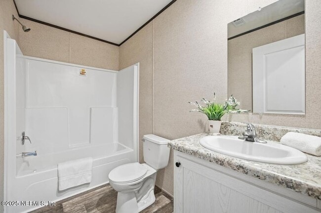 Building Photo - 520 Hickory Nut Trail