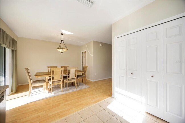 Building Photo - 6235 Flagfish Ct