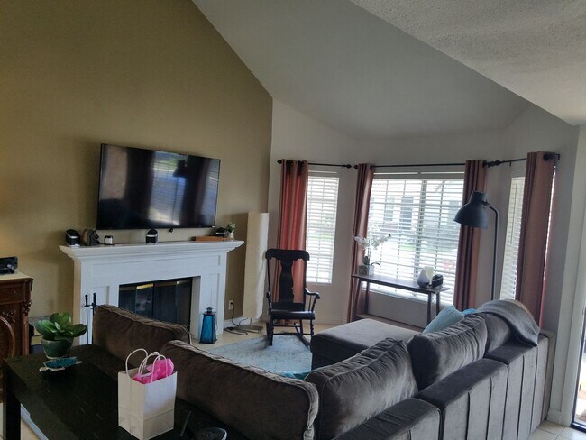 Primary Photo - 4 bedrooms