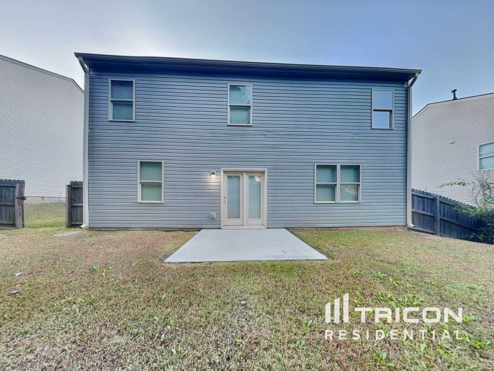 Building Photo - 211 Hollyhock Ln