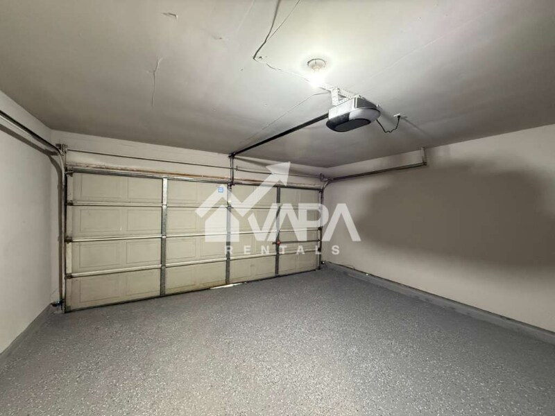Building Photo - 8307 Maple Ridge Dr
