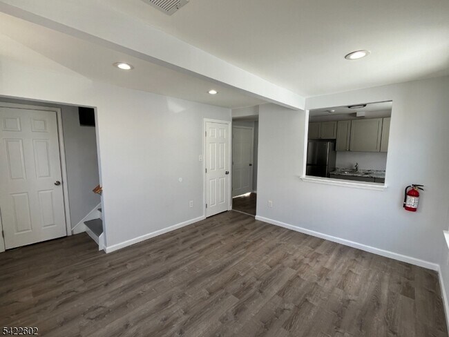 Building Photo - 389 Myrtle Ave